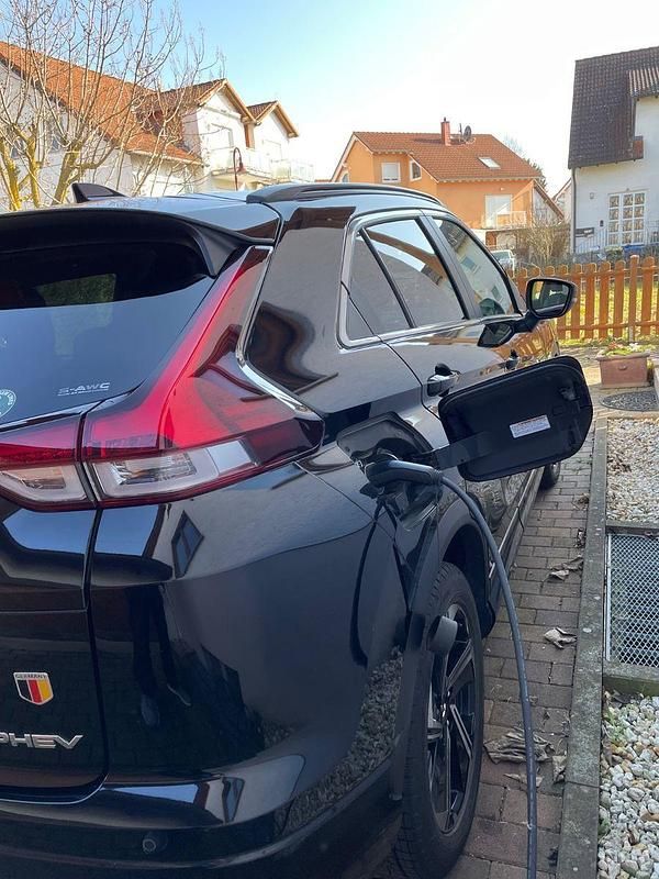 Gebraucht Mitsubishi Eclipse Cross Select 188 PS (138 kW) 2022 Schwarz SUV