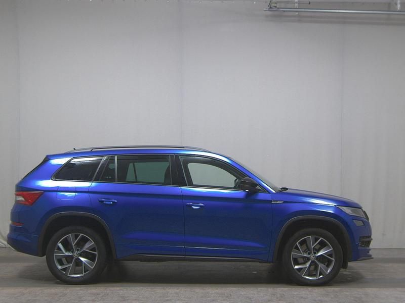 Blau Gebraucht 2020 Skoda Kodiaq SportLine SUV | 23.480 € (Guter Preis) - Bild 1/4