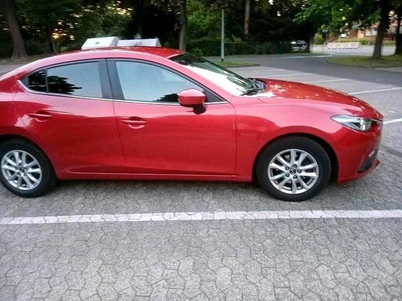 Gebraucht Mazda 3 122 PS (89 kW) 2014 Weiß Limousine