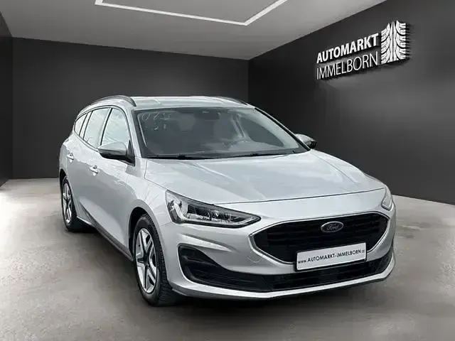 Gebraucht Ford Focus Cool & Connect 140 PS (102 kW) 2022 Silber Kombi