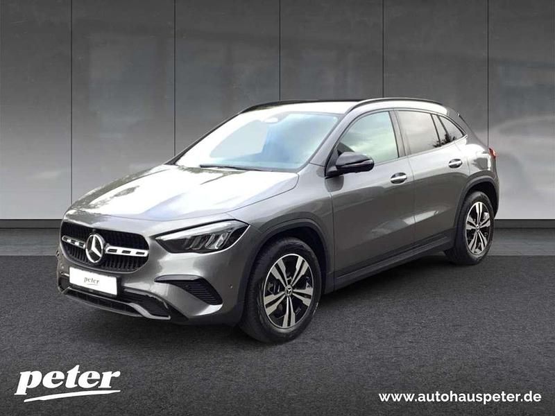 Metalliclack mountaingrau Gebraucht 2025 Mercedes GLA220 Progressive SUV | 51.810 € (Etwas zu teuer) - Bild 1/4