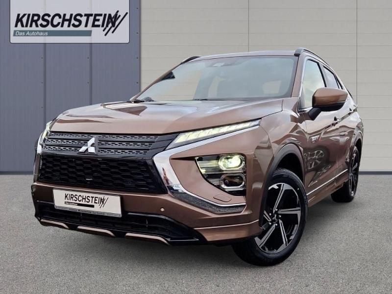 Gebraucht Mitsubishi Eclipse Cross Select 188 PS (138 kW) 2024 Bronzebraun SUV