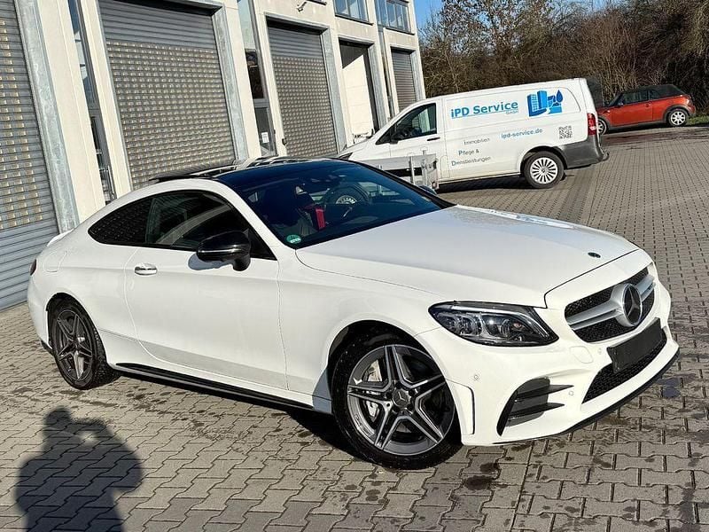 Gebraucht Mercedes C43 AMG AMG 390 PS (286 kW) 2021 Polarweiss Coupé
