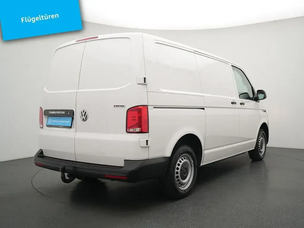 Gebraucht VW T6.1 150 PS (110 kW) 2021 Weiss / candy weiss Van