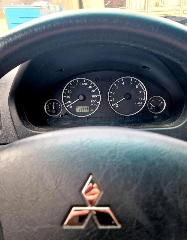 Gebraucht Mitsubishi Space Star Intense 98 PS (72 kW) 2005 Grau Kleinwagen