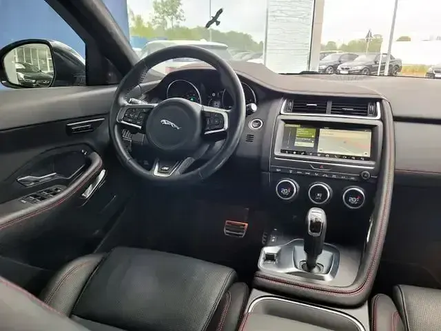 Gebraucht Jaguar E-Pace R-Dynamic 180 PS (132 kW) 2018 Weiß SUV