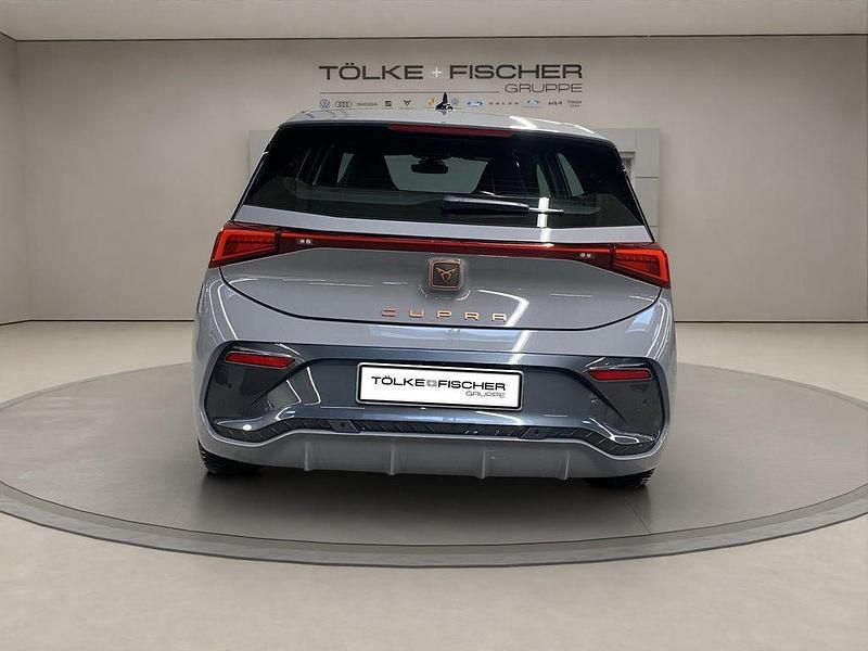 Gebraucht Cupra Born 150 kW (204 PS) 2023 Vapor grau Kleinwagen