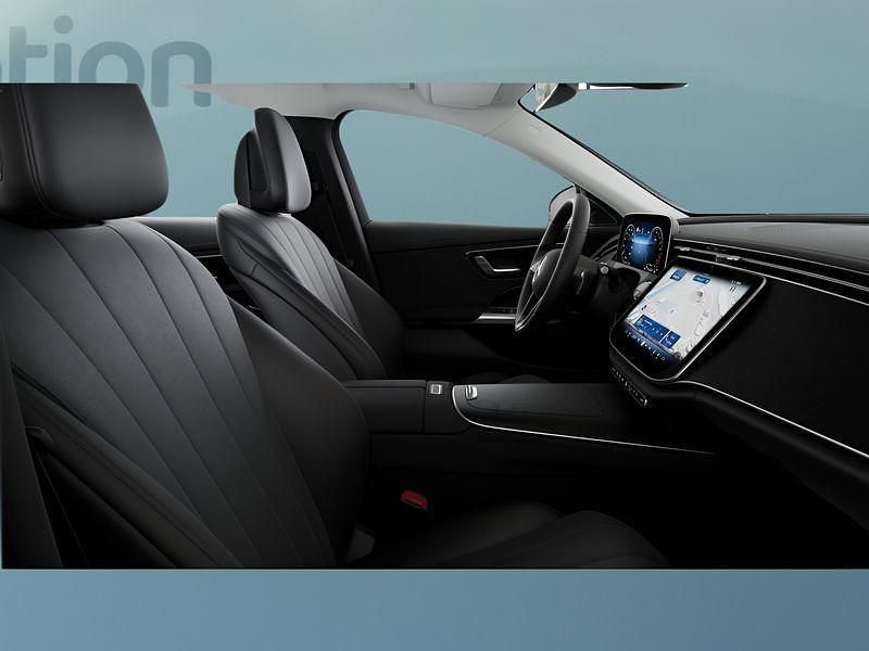 Gebraucht Mercedes E300 197 PS (144 kW) 2025 Schwarz Kombi