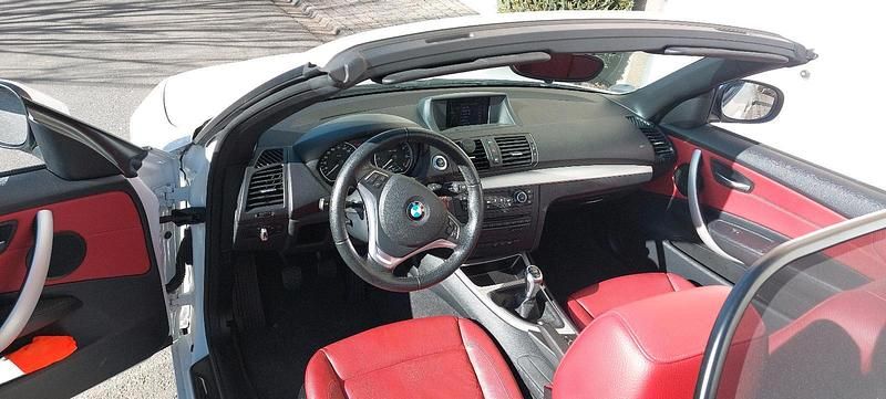 Gebraucht BMW 118 Cabriolet 143 PS (105 kW) 2013 Weiß Cabrio