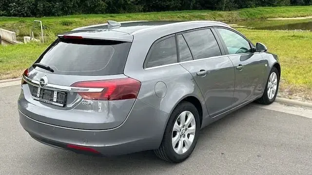Gebraucht Opel Insignia Sport 136 PS (100 kW) 2017 Grau Kombi