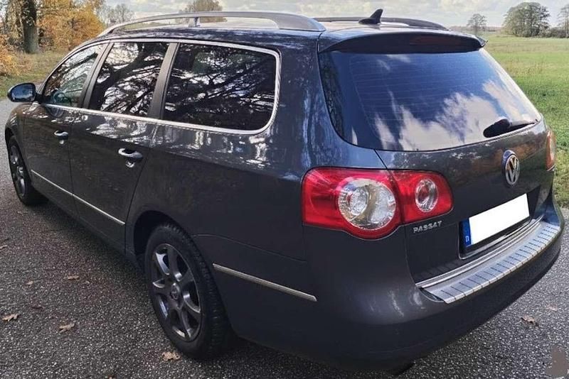 Gebraucht VW Passat Highline 122 PS (89 kW) 2009 Islandgrau Kombi