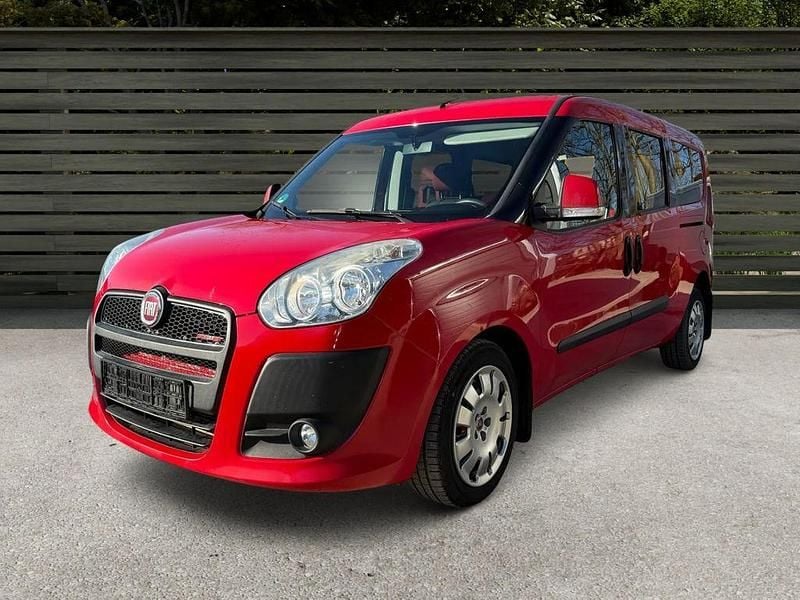 Rot Gebraucht 2013 Fiat Doblò Van / Kleinbus | 4.990 € (Fairer Preis) - Bild 1/4