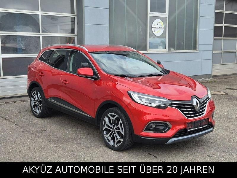 Rot Gebraucht 2022 Renault Kadjar Techno SUV | 13.990 € (Guter Preis) - Bild 1/4