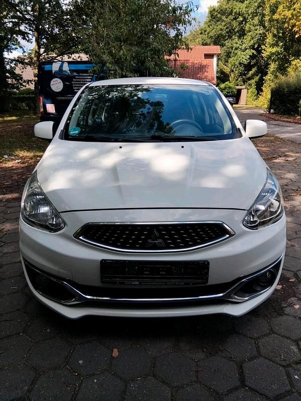 Weiß Gebraucht 2020 Mitsubishi Space Star Kleinwagen | 5.950 € (Guter Preis) - Bild 1/4