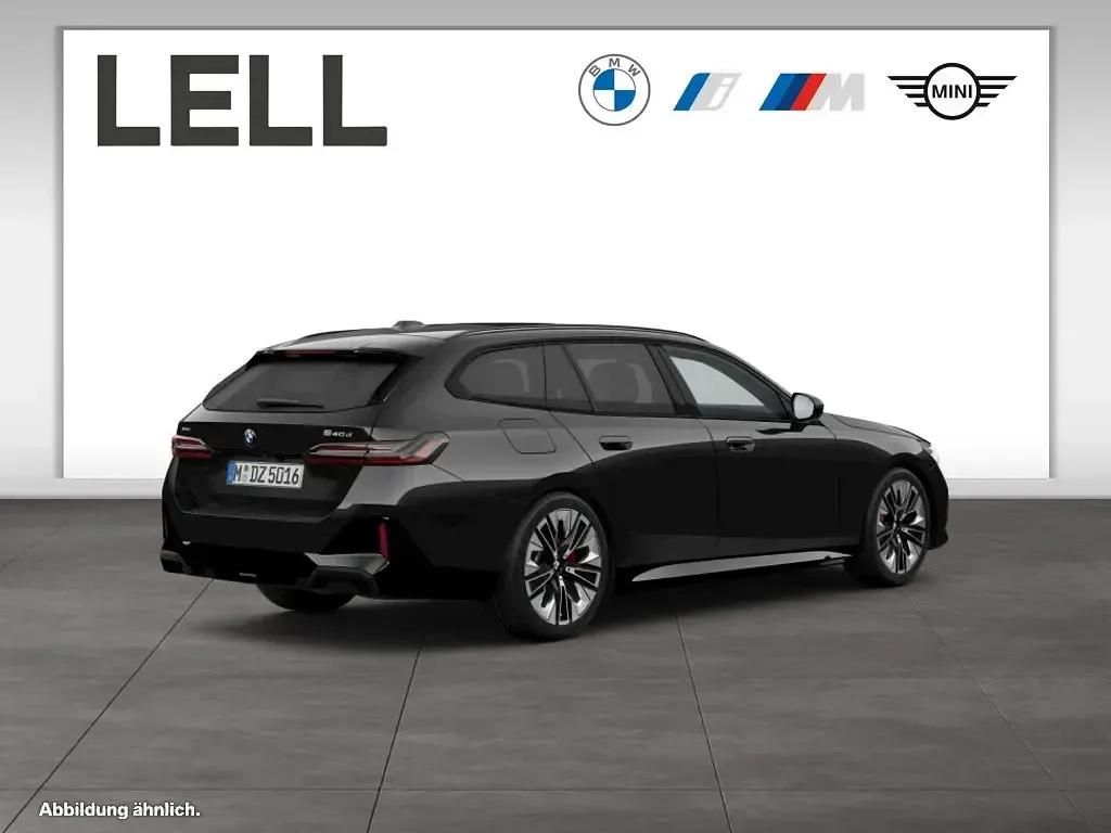 Gebraucht BMW 540 M Sport 286 PS (210 kW) 2025 Saphirschwarz Kombi