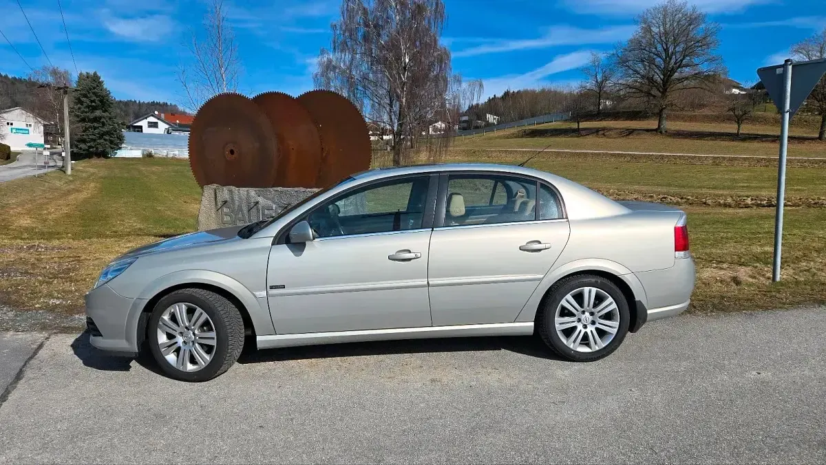 Gebraucht Opel Vectra 155 PS (114 kW) 2006 Beige Limousine