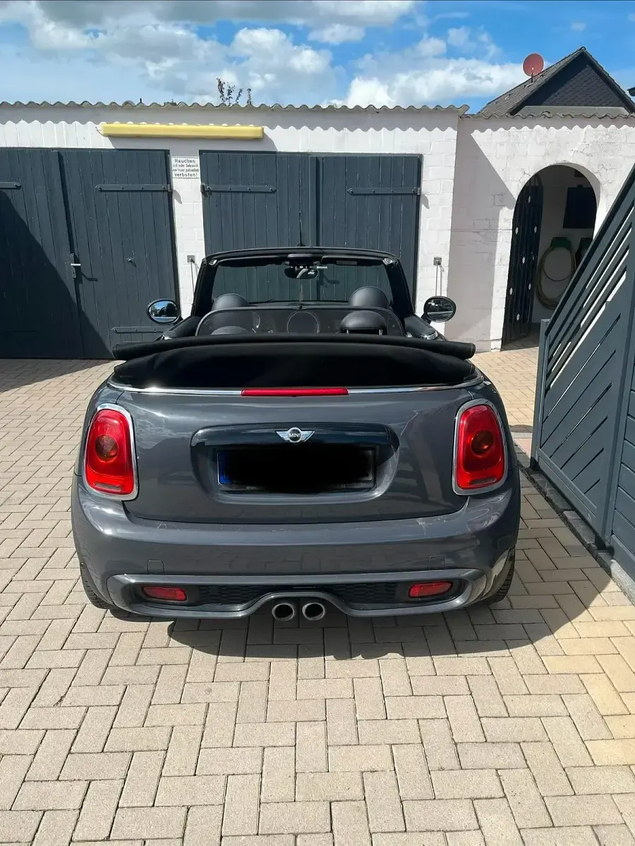 Käytetty Mini Cooper S Cabriolet 192 HP (141 kW) 2017 Harmaa Avoauto