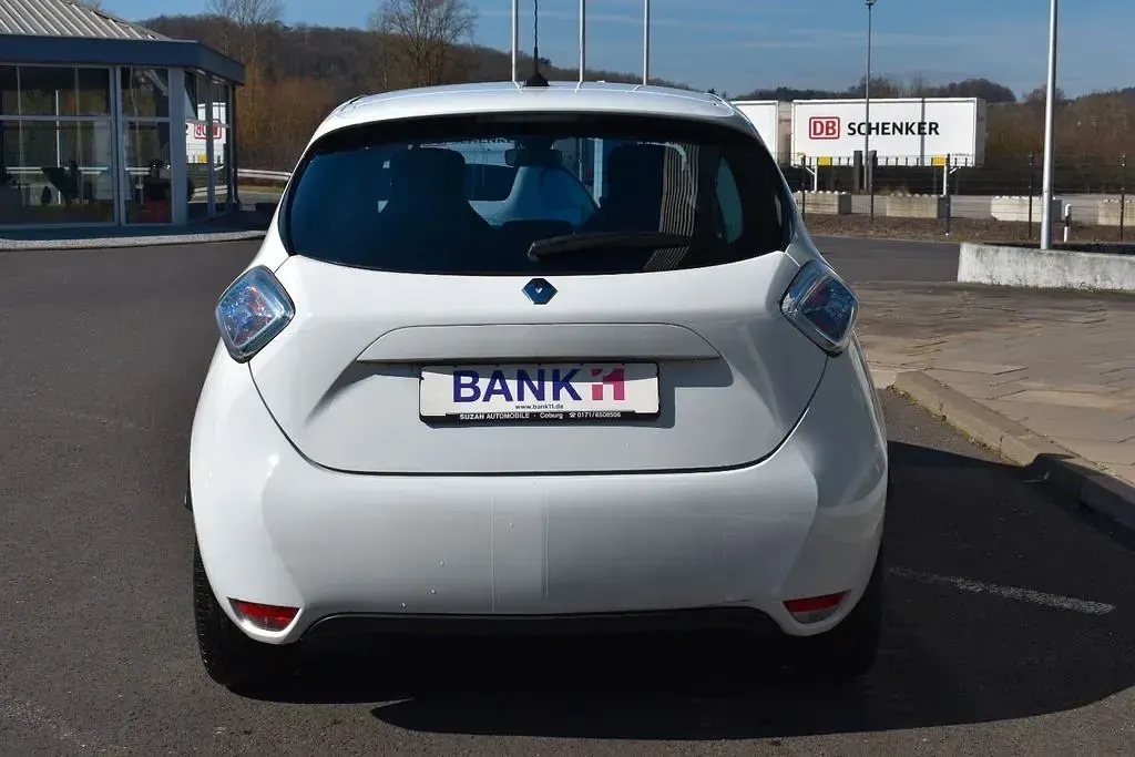 Gebraucht Renault Zoe Life 42 kW (58 PS) 2015 Weiß Kleinwagen