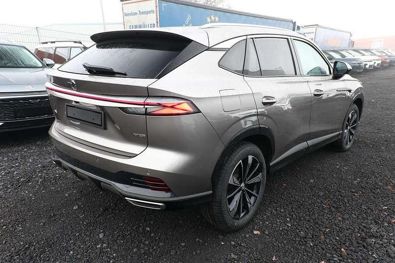 Neu MG HS Luxury 170 PS (125 kW) 2025 Sterling silver metallic SUV