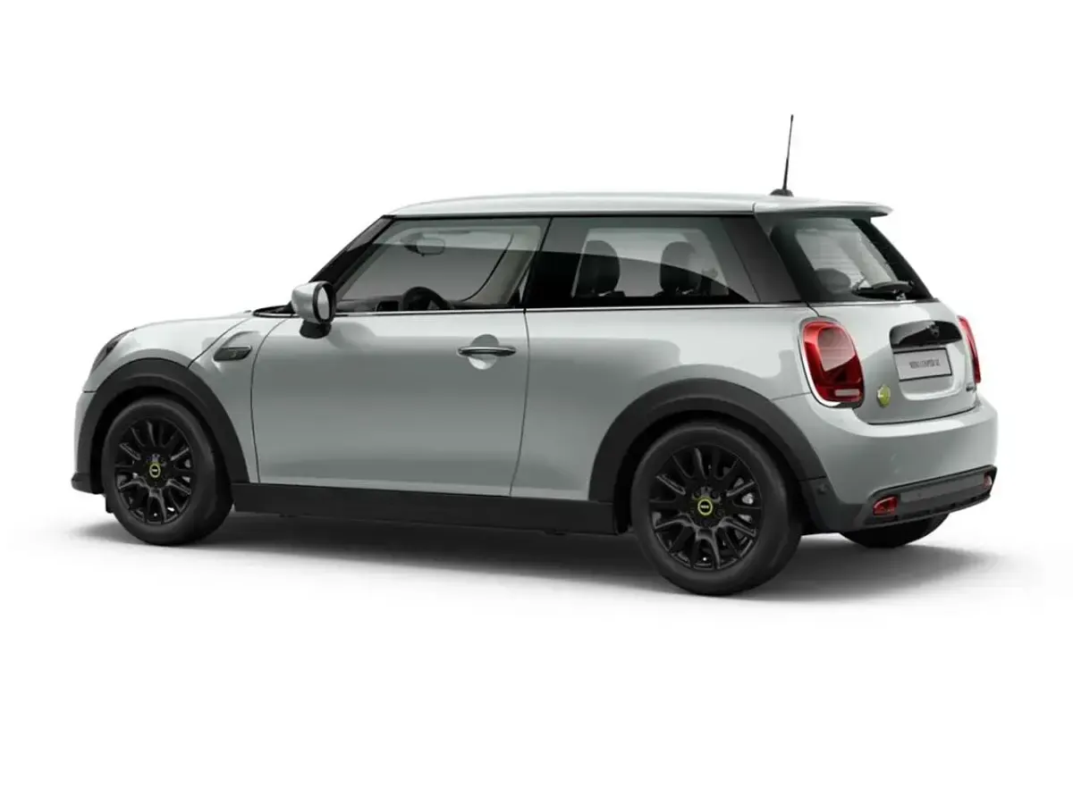 Käytetty Mini Cooper SE 135 kW (184 HP) 2022 Valkoinen Viistoperä