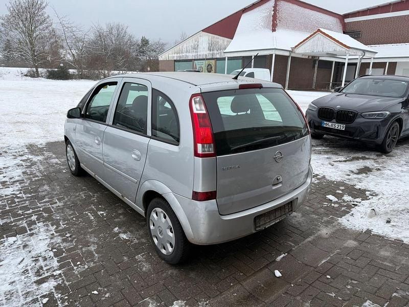 Gebraucht Opel Meriva Selection 90 PS (66 kW) 2005 Silber Van / Kleinbus