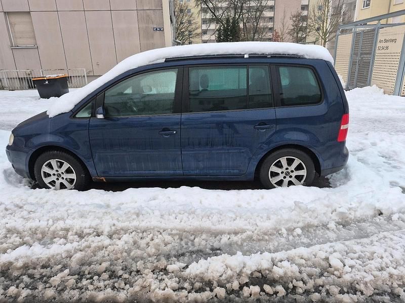 Gebraucht VW Touran 116 PS (85 kW) 2006 Blau Van / Kleinbus