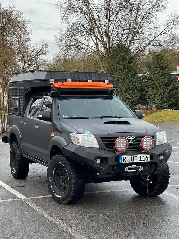 Gebraucht Toyota HiLux 171 PS (125 kW) 2016 Schwarz Pickup