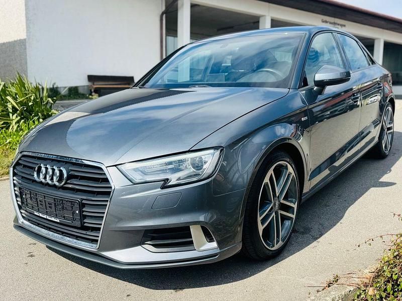 Gebraucht Audi A3 S-Line 150 PS (110 kW) 2018 Grau Limousine