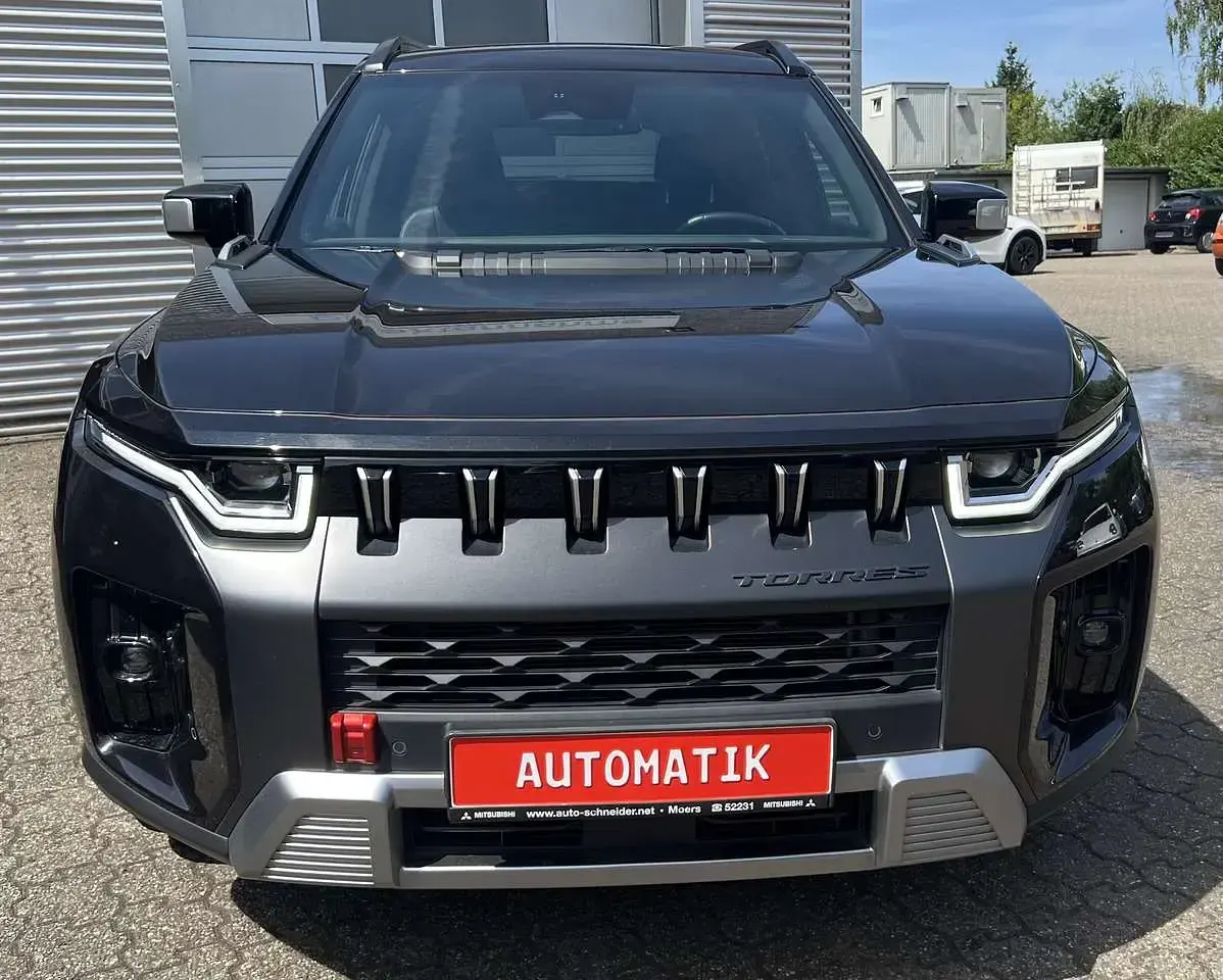 Gebraucht KGM Torres 163 PS (119 kW) 2024 Space black SUV