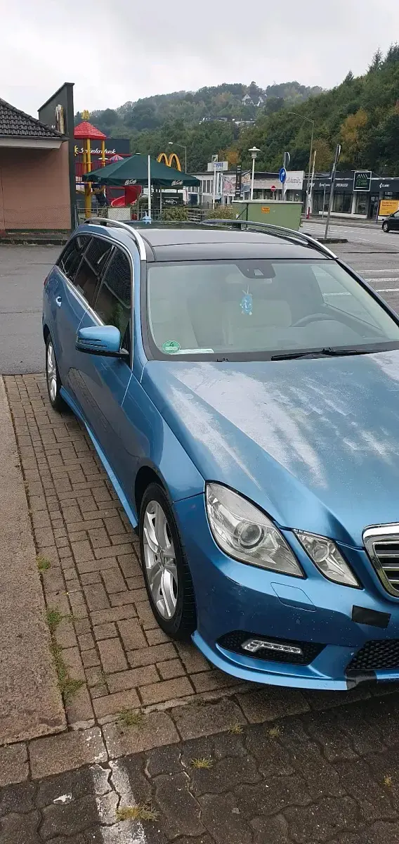Gebraucht Mercedes 300 231 PS (169 kW) 2010 Blau Kombi