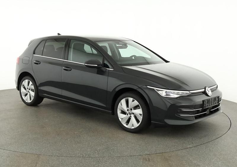 Neu VW Golf VIII Edition 204 PS (150 kW) 2026 Urano grau Limousine