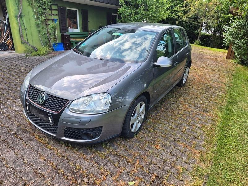 Grau Gebraucht 2006 VW Golf V Sportline Kombi | 3.290 € (Fairer Preis) - Bild 1/4