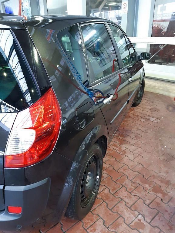 Schwarz Gebraucht 2009 Renault Scénic III Luxe Van / Kleinbus | 1.200 € (Superpreis) - Bild 1/4