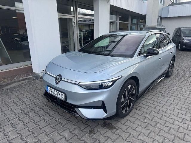 Gebraucht VW ID.7 Pro 210 kW (286 PS) 2025 Scale silver metallic (metallic) Kombi