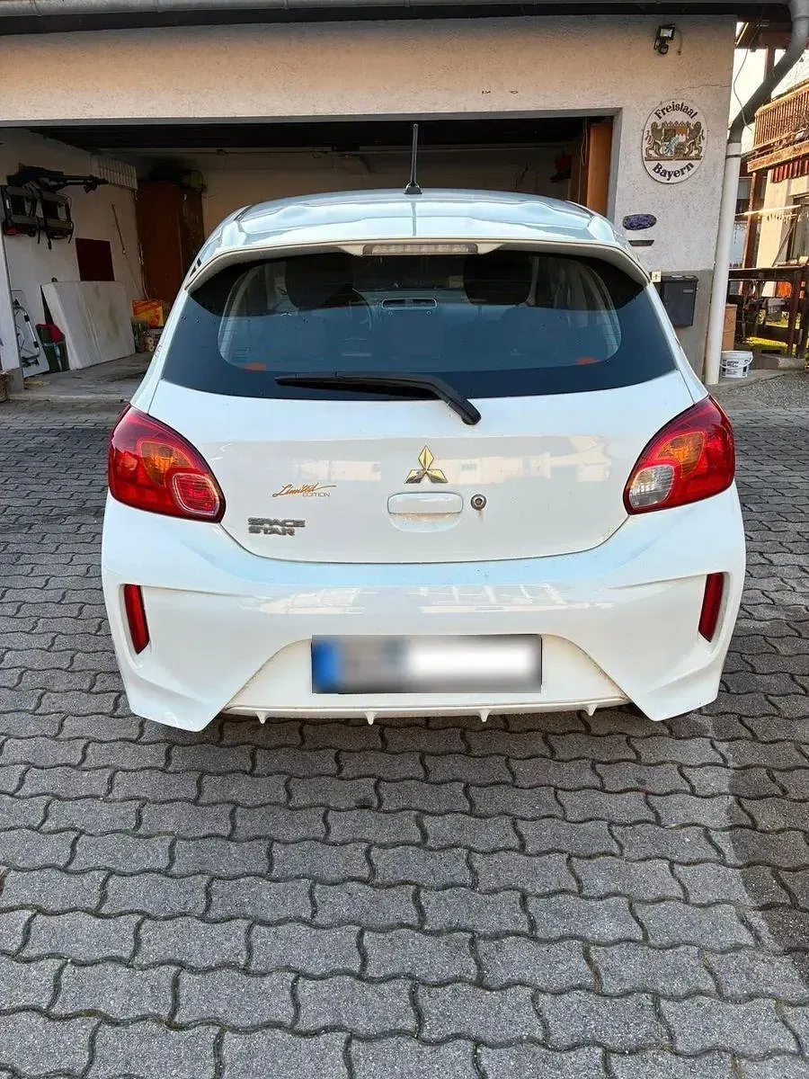 Gebraucht Mitsubishi Space Star 71 PS (52 kW) 2021 Weiß Kleinwagen