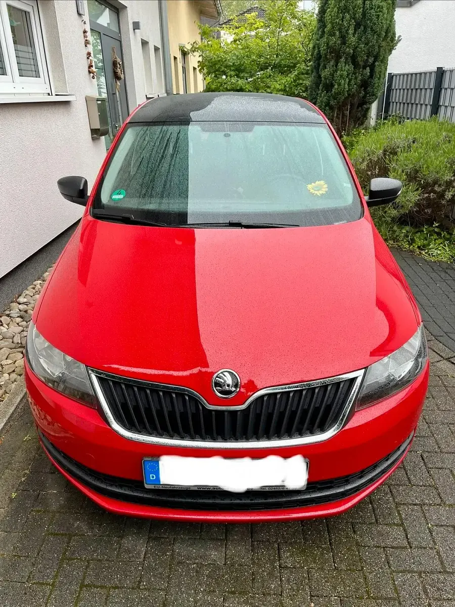 Second-hand Skoda Rapid 110 CP (80 kW) 2017 Roșu Hatchback