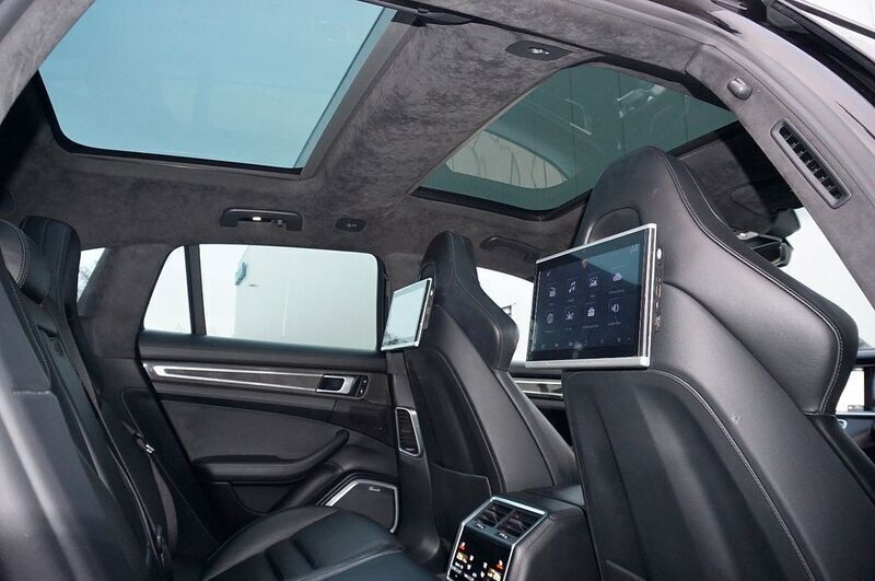 Schwarz Gebraucht 2017 Porsche Panamera Turbo Sport Turismo Limousine | 57.990 € (Superpreis) - Bild 1/4