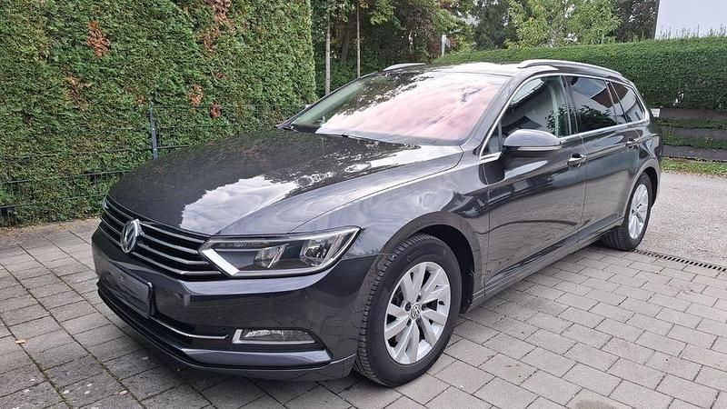 Grau Gebraucht 2018 VW Passat Comfortline Kombi | 15.500 € (Fairer Preis) - Bild 1/4