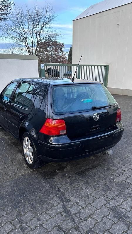 Gebraucht VW Golf IV 101 PS (74 kW) 1999 Schwarz Kleinwagen