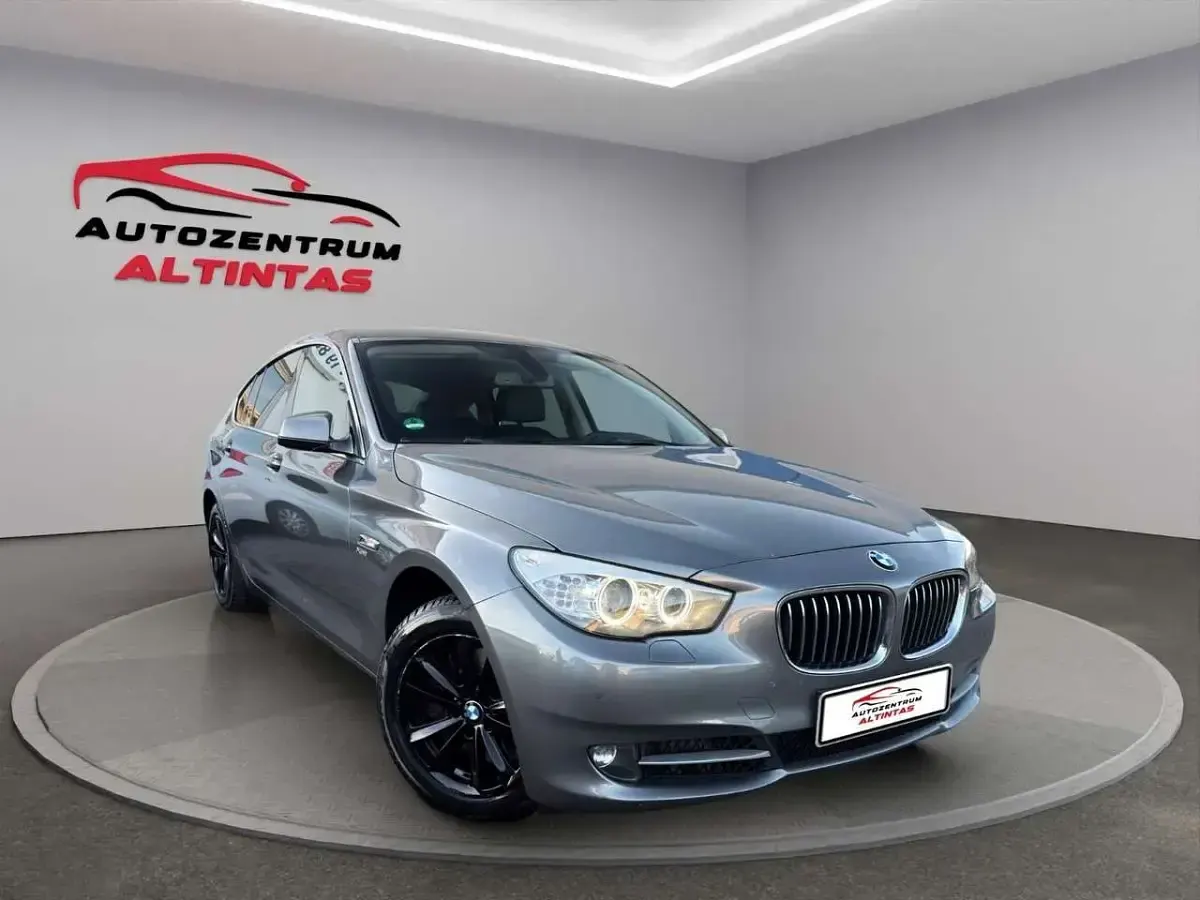 Gebraucht BMW 530 Performance 245 PS (180 kW) 2010 Grau Limousine