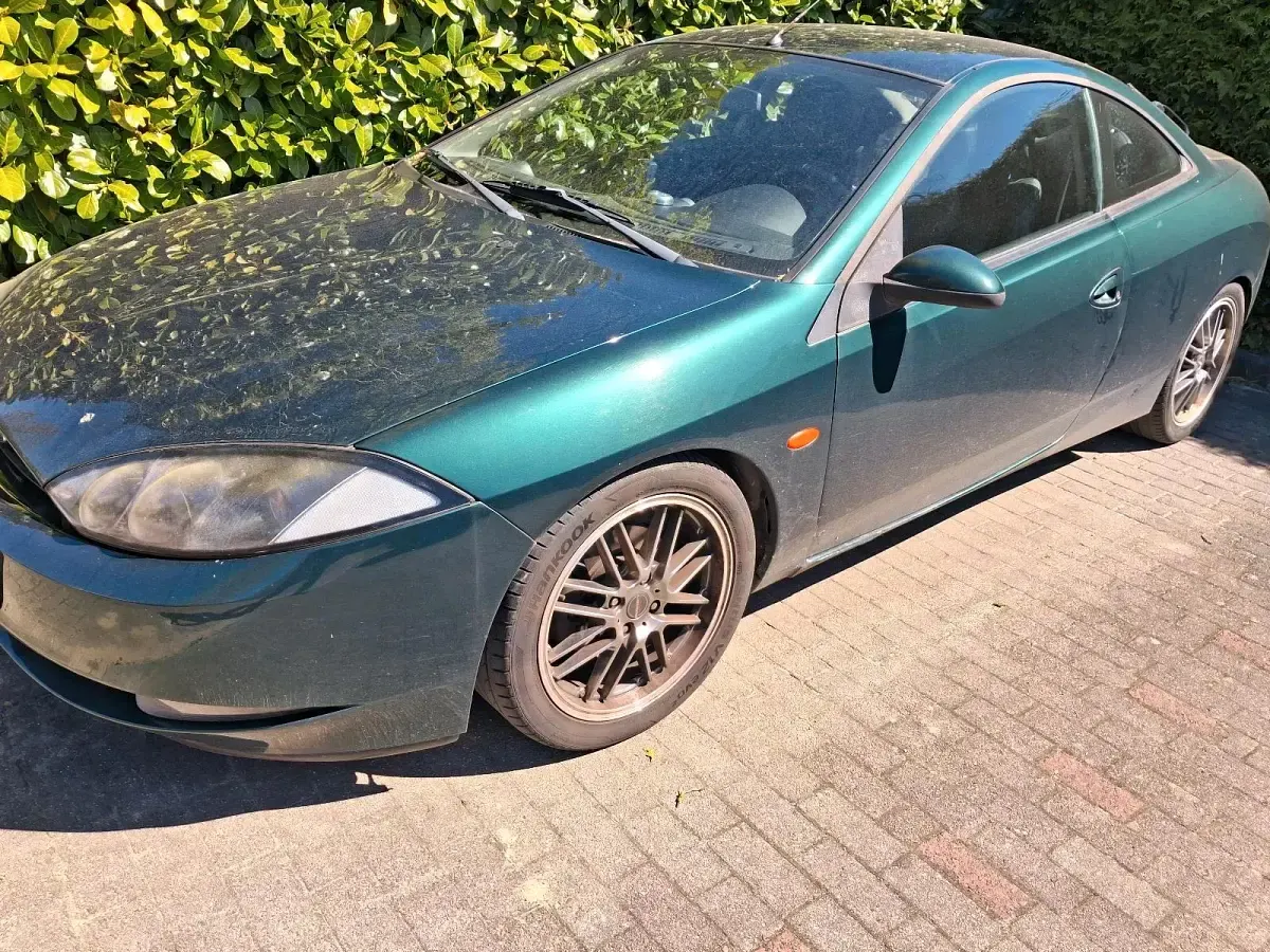 Second-hand Ford Cougar 170 CP (125 kW) 1999 Verde Coupe