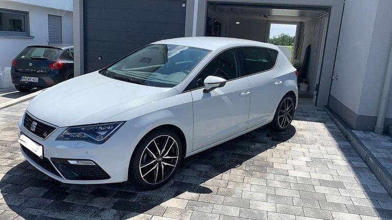 Gebraucht Seat Leon FR 150 PS (110 kW) 2019 Weiß Limousine