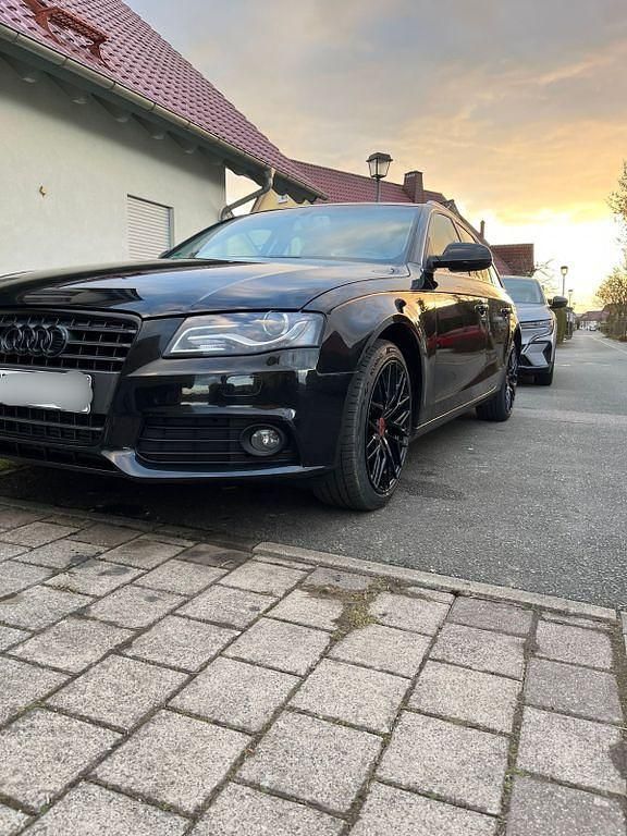 Gebraucht Audi A4 Ambiente 143 PS (105 kW) 2011 Schwarz Kombi
