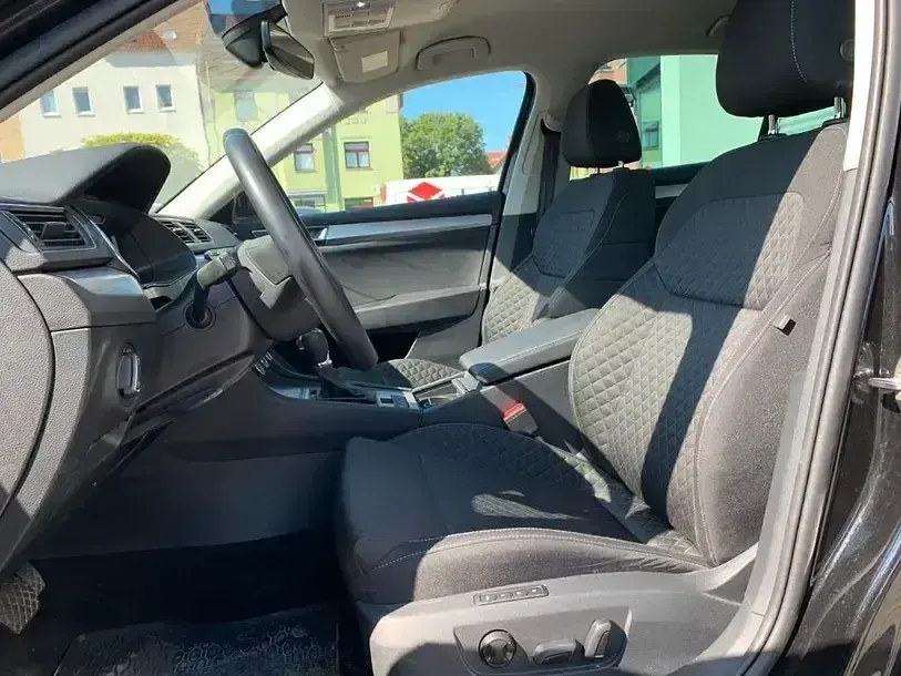 Gebraucht Skoda Superb 190 PS (139 kW) 2023 Schwarz Limousine