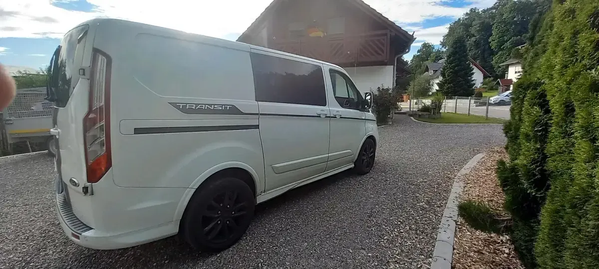 Gebraucht Ford Transit Custom Sport 185 PS (136 kW) 2019 Weiß Van / Kleinbus