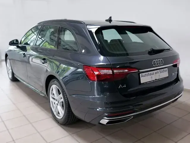 Gebraucht Audi A4 Advanced 150 PS (110 kW) 2023 Manhattangrau metallic Kombi