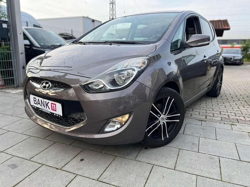 Bronze Gebraucht 2011 Hyundai ix20 Edition Van / Kleinbus | 4.100 € (Guter Preis) - Bild 1/4
