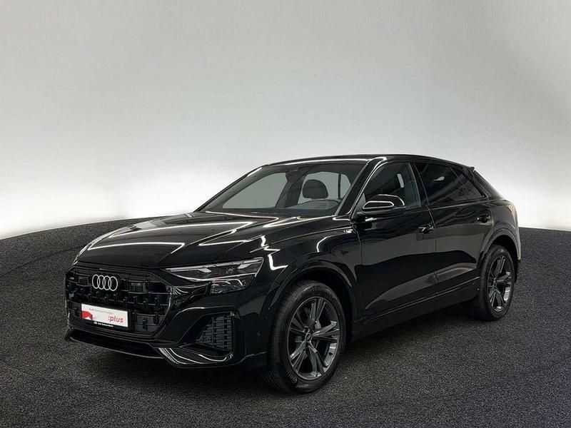 Gebraucht Audi Q8 Ambiente 286 PS (210 kW) 2024 Mythosschwarz metallic SUV