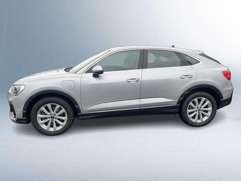 Gebraucht Audi Q3 Sportback Ambiente 245 PS (180 kW) 2021 Florettsilber metallic (metallic) SUV