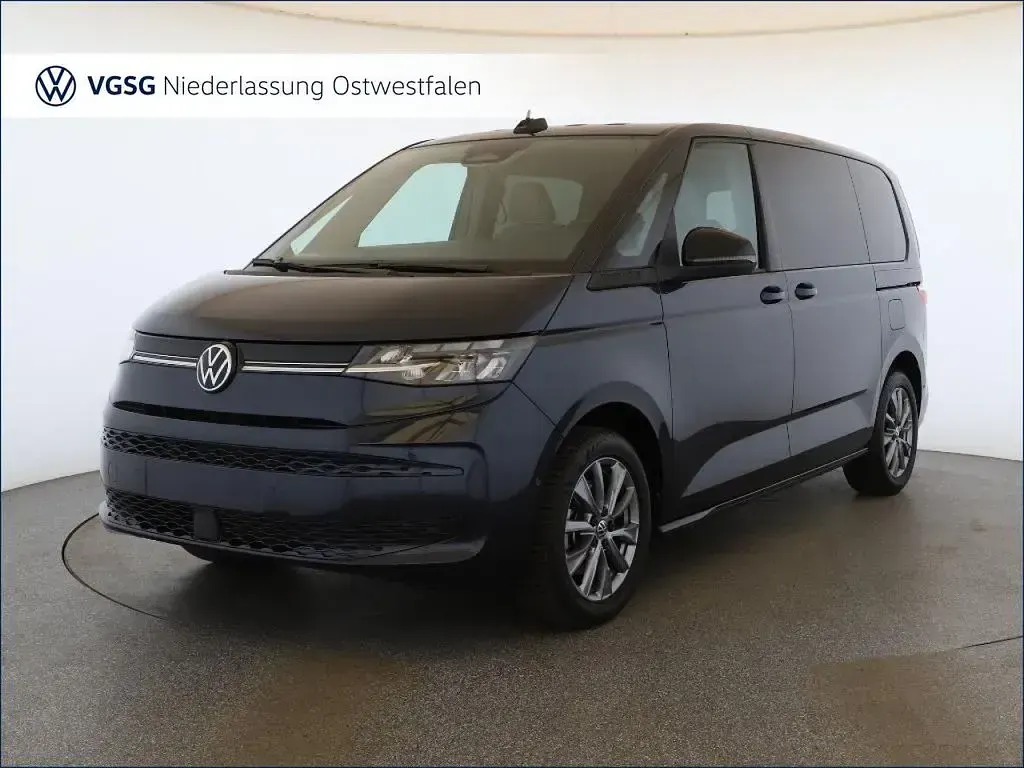 Gebraucht VW Multivan Life 150 PS (110 kW) 2025 Blau Van / Kleinbus